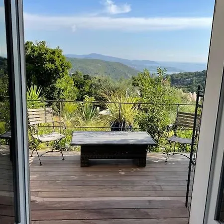 T3 Independant Dans Piscine Privee Vue Panoramique Tres Calme 4personnes Дом отдыха Порто-Веккьо
