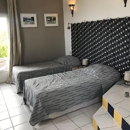 Дом отдыха T3 Independant Dans Piscine Privee Vue Panoramique Tres Calme 4personnes *